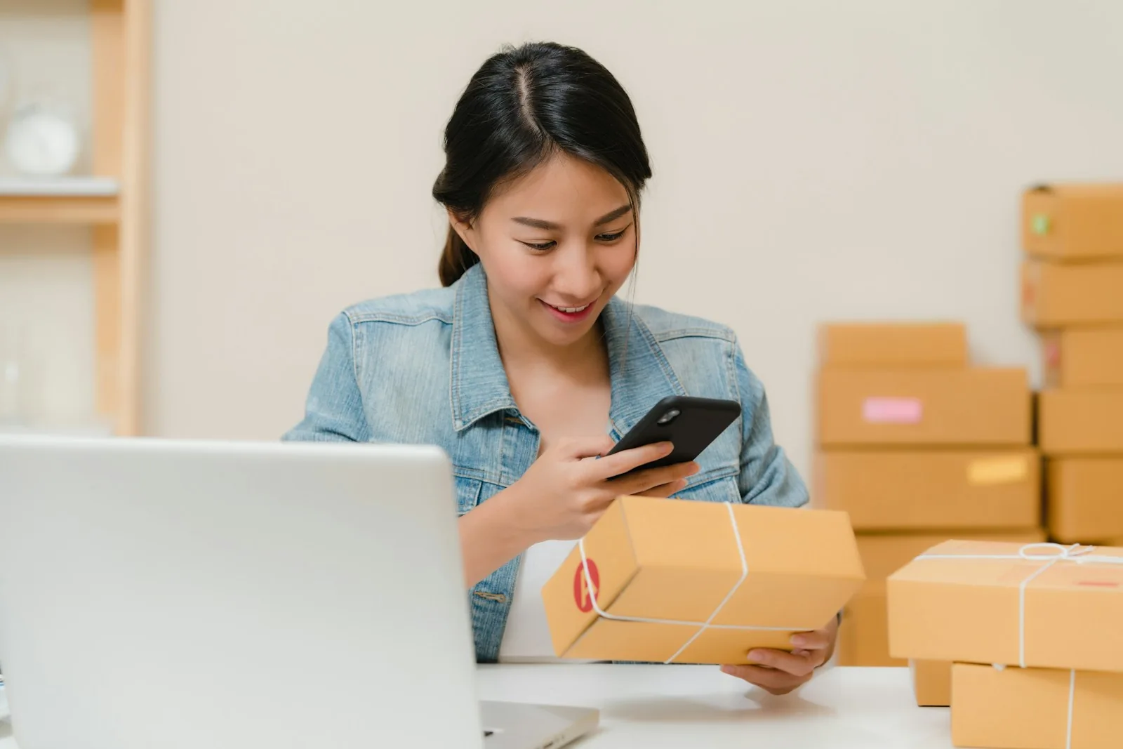 Should Retail and Wholesale Use One Shopify Site or Two?